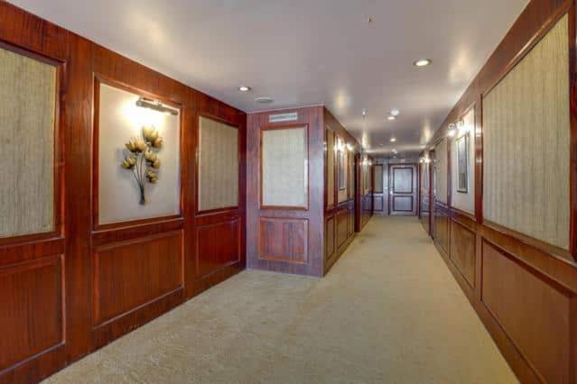 Hotel Bluestone Ghaziabad Dış mekan fotoğraf